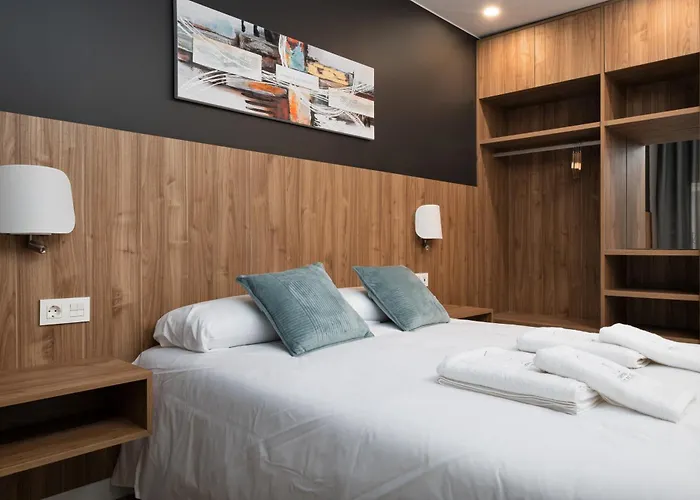 Torre Del Reloj Apartment Jaca