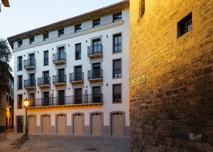 Torre Del Reloj Apartamento Jaca