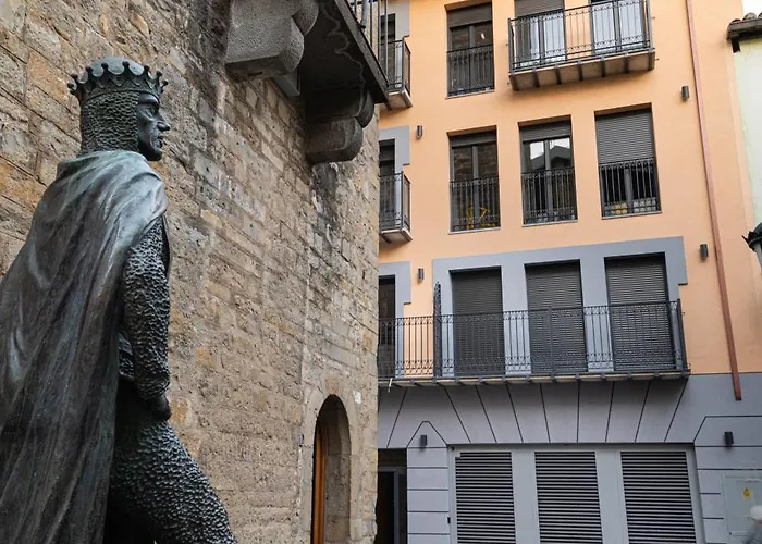 Torre Del Reloj Apartment *